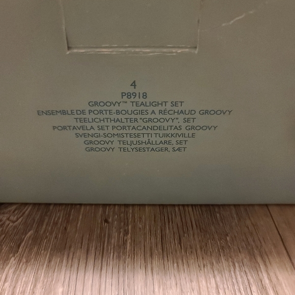 Partylite P8918 Set of 4 Groovy Tealight Holder Set 2 Red & 2 Orange NIB - Picture 4 of 5